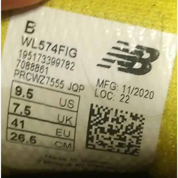 Rare New balance Classic Figs WL574FIG Womens Shoes Sneakers Size 9.5 - Picture 12 of 12